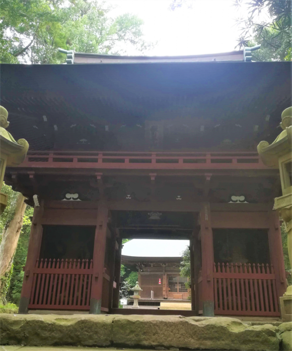神武寺の楼門